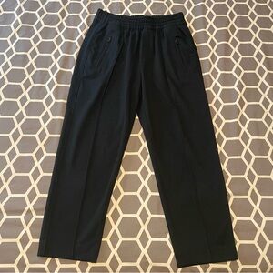 GAP Women’s XS Petite Black Athletic Straight Leg Front Seam Pants